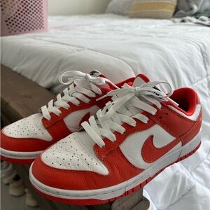 Nike Dunks men’s 7 women’s 8.5